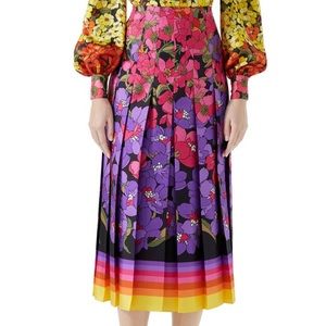 Retail $1900 Gucci Floral Degrade Pleated Silk Skirt